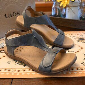 Taos Leather Sandals | The Show | Women's 10 Wide